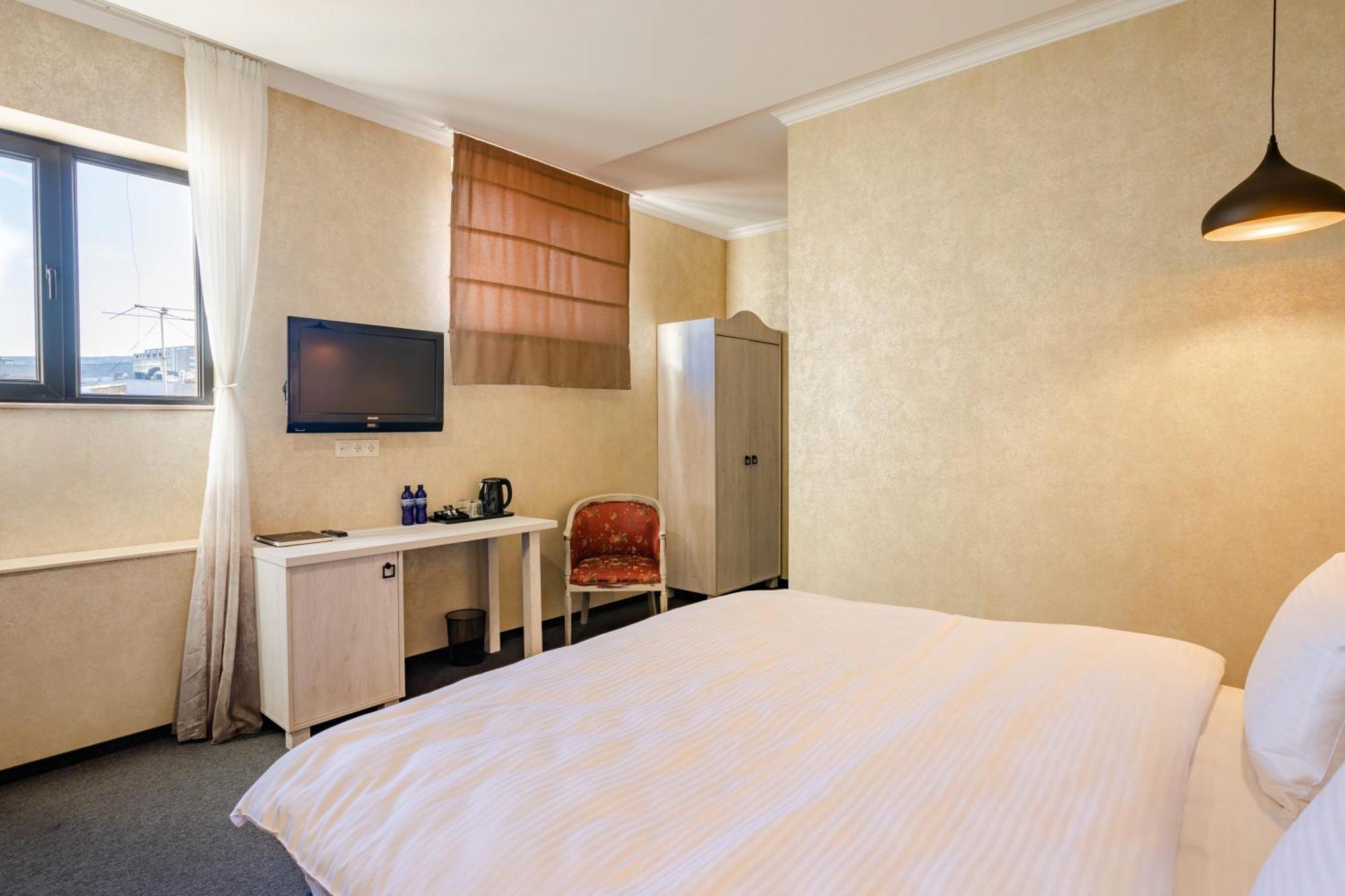 Hotel Day Inn Tbilisi Exterior photo